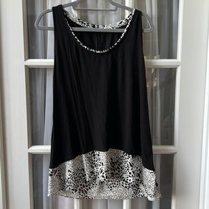 White House Black Market tank